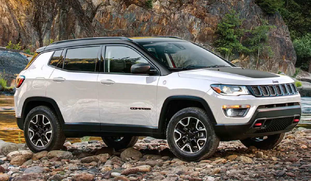 Jeep - Compass Sport - Luxury Car Rentals - Preowned Luxury Car - Exclusive Concierge Club.webp